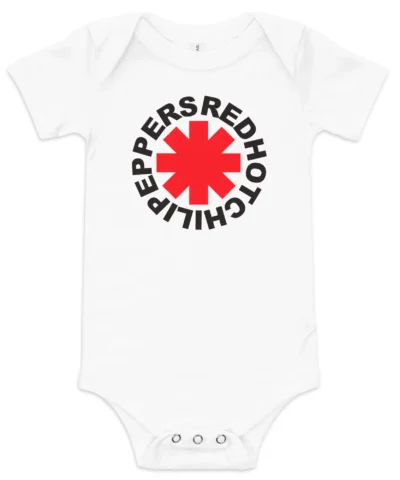 Body de bebé branco Red Hot Chili Peppers com o logótipo da banda: um asterisco vermelho no centro, rodeado pelo nome da banda em preto.